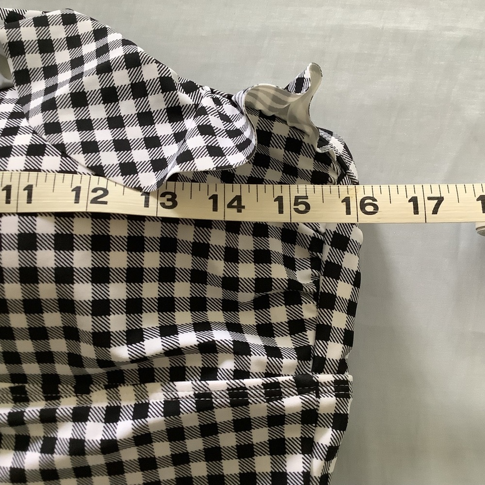 Torrid Tank - Picture 8 of 10